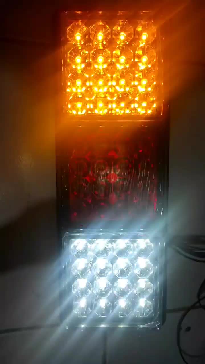 Stop Lamp Truck / Pick-up Flash Universal 12 & 24 Volt harga 1set (sepasang) DNY 008. Lampu Belakang LED Universal