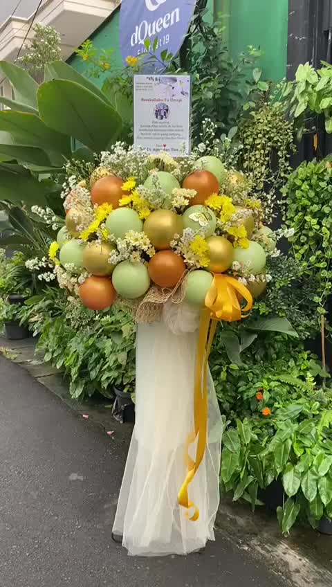 Standing flowers Balon bunga hidup congratulations congrats selamat dan sukses  dukacita pembukaan toko kantor bunga dukacita  standing flowers dukacita