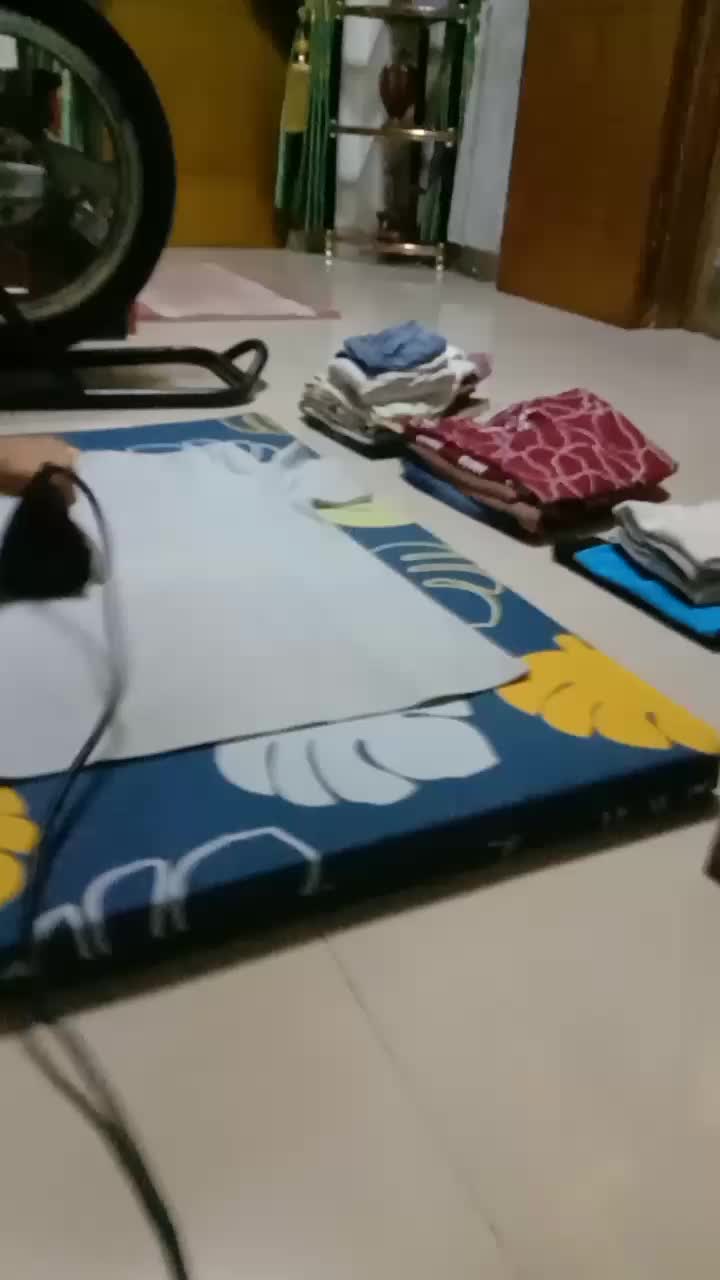 Alas setrika 3 cm.Alas setrika busa Dapat dilipat Pakaian Rumah Tangga