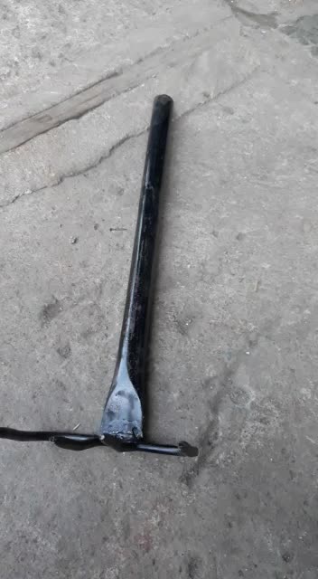 Garukan Sampah Panjang 44cm Gagang Pipa Besi Cangkul Garuk Sampah