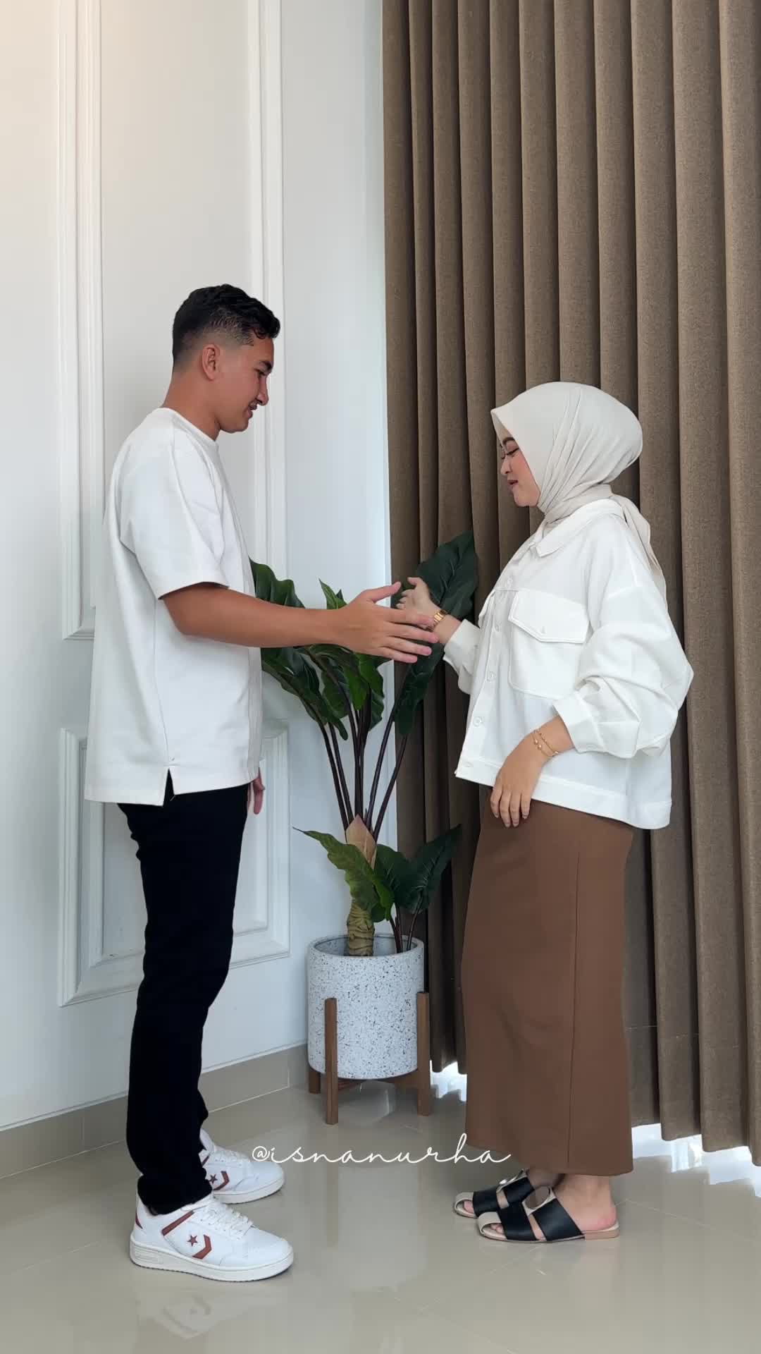 COTTONWAYS STRIPE COMBINE OVERSIZED T-SHIRT | Kaos Cotton Combed Wanita Polos Hitam Katun Baju Tee | Combine | Atasan Basic