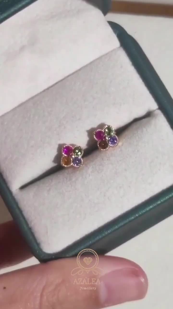 Anting Turmalin Warna Semanggi Berlapis Emas Perak Hadiah Liburan