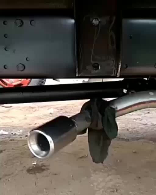 Knalpot Srigala Serigala Guk Gukk Pemasangan Model Baud Untuk Mobil Truk Bensin Solar Elf Nmr Nlr Ragasa Umplung Isuzu Giga Euro Hino Dyna Panther Canter Traga Mitsubishi Kuda Engkel Fuso Kijang Innova Diesel LGX Toyota Fortuner Foto Asli Kamera Kendaraan