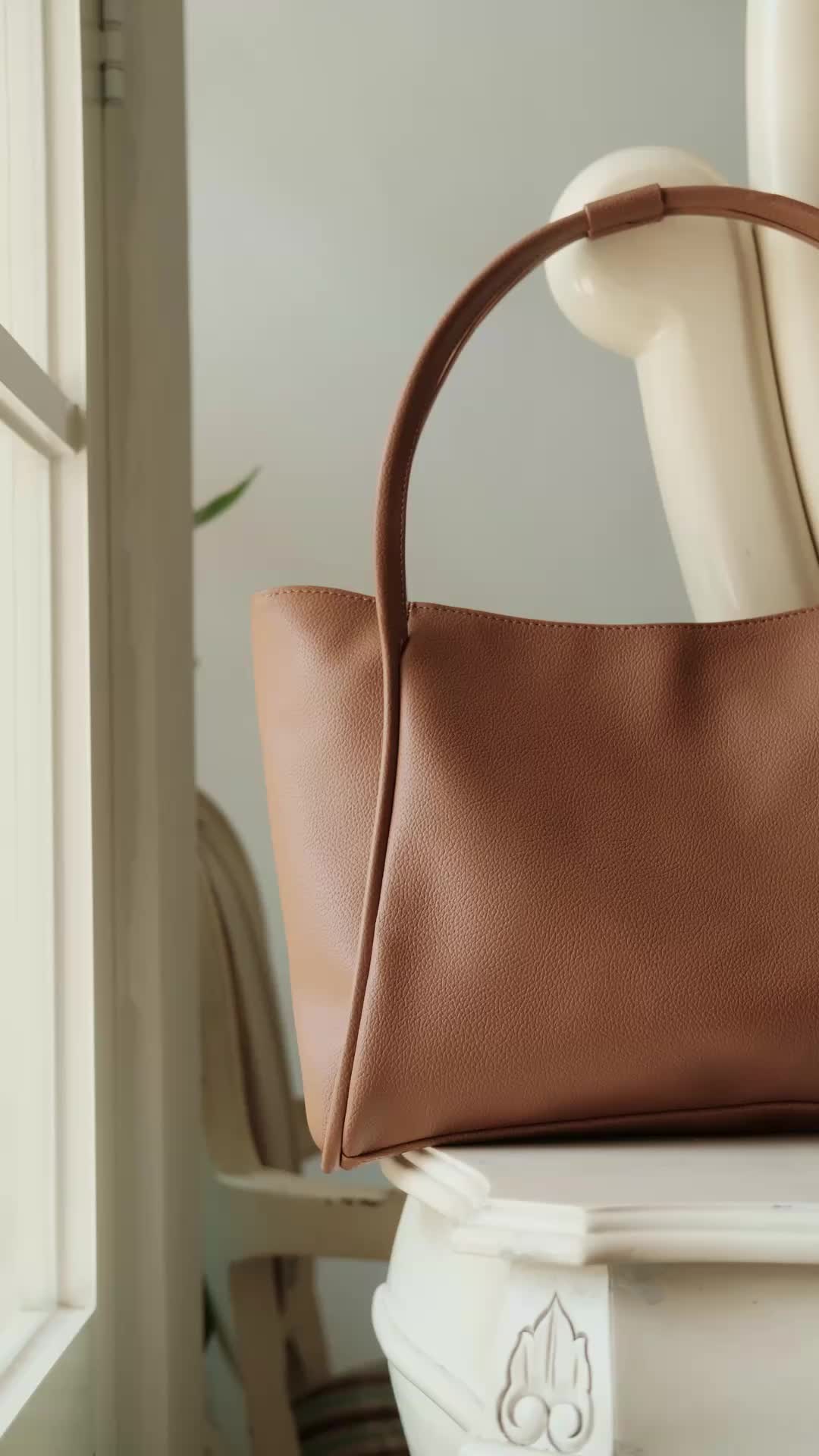 Tinyblack - Lyra tote bag wanita