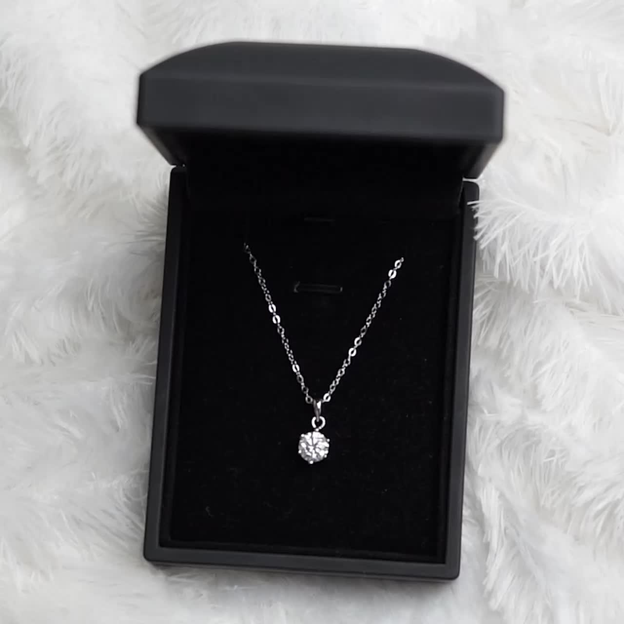 Kalung Moissanite Lapis Emas Putih 18K - Simply Elegant & Alyssa Moissanite Necklace 1.0 CT/ 2.0 CT/ 3.0 CT - Lore Jewellery