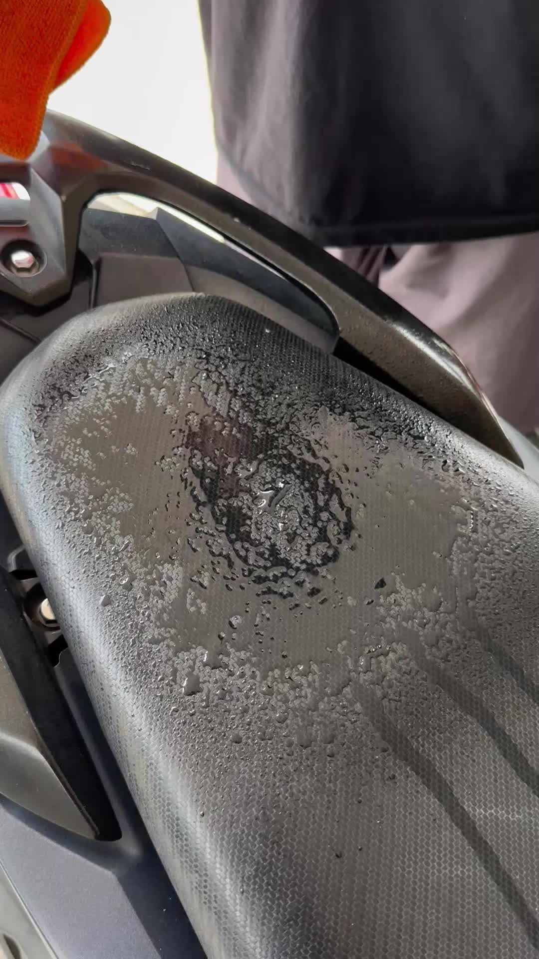 Lap Microfiber Serbaguna 40 X 40cm 320gsm Kain Handuk Towel Penyerap Serap Air Pengering Mobil Motor Sepeda Mikrofiber Halus Tebal Tidak Baret Swirl Semi Coating Kompon Sealant Wax