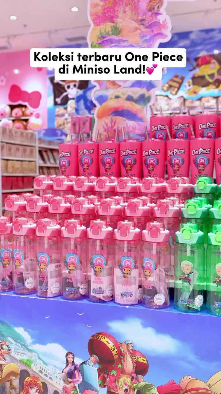 MINISO X One Piece Tumbler Plastik Double Wall Classic Dengan Sedotan 420mL Warna Coklat Kitchenware Water Bottles Botol