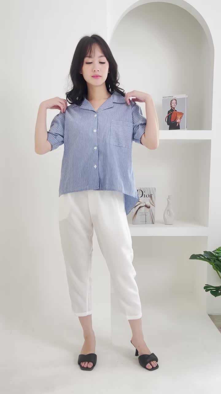 QUEENTIN Kemeja Wanita Crop 0625 Katun Motif Salur Lengan Pendek Atasan Formal