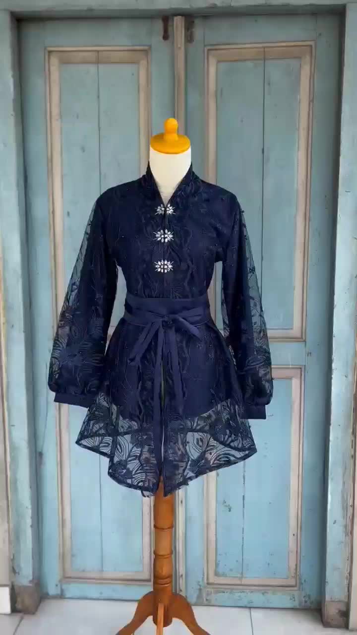 Miska Kebaya kartini panjang full payet Tile Wisuda