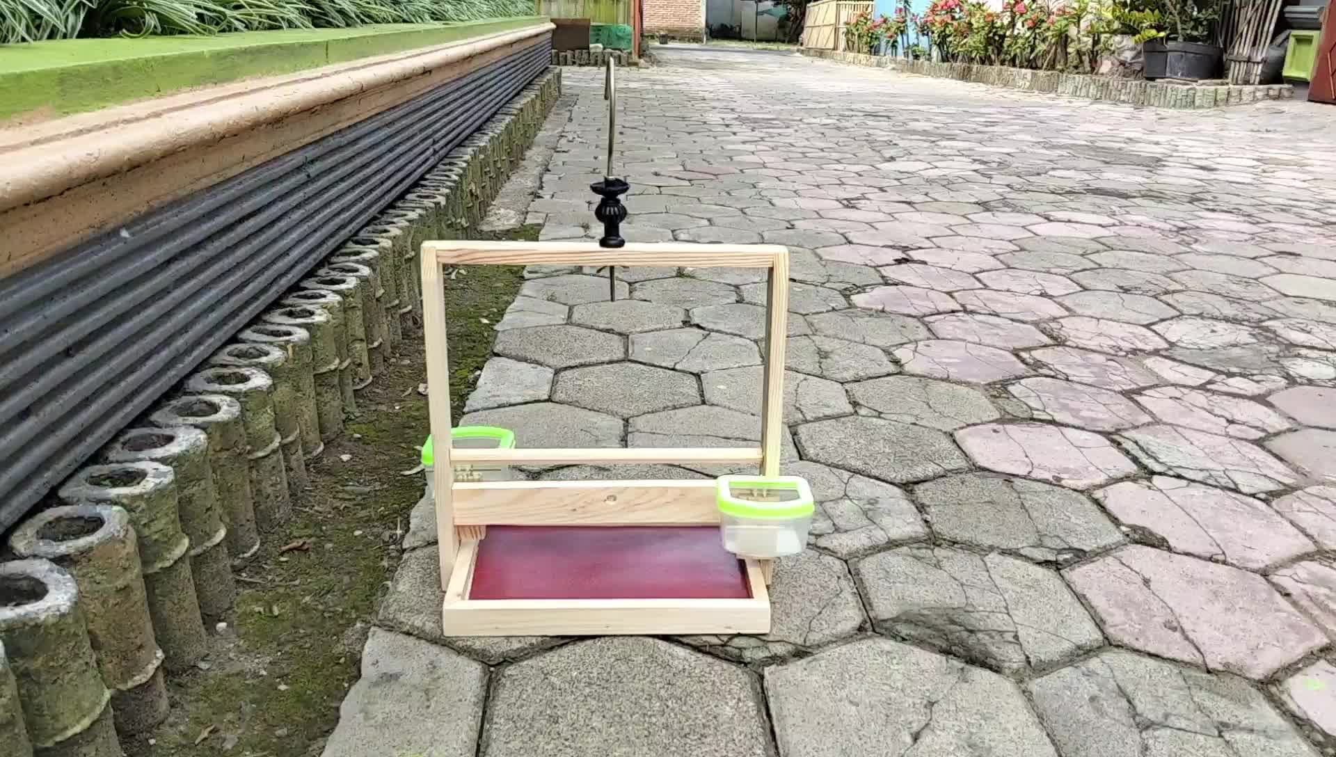 Sangkar Layang Kayu Jati Belanda Simple Elegan