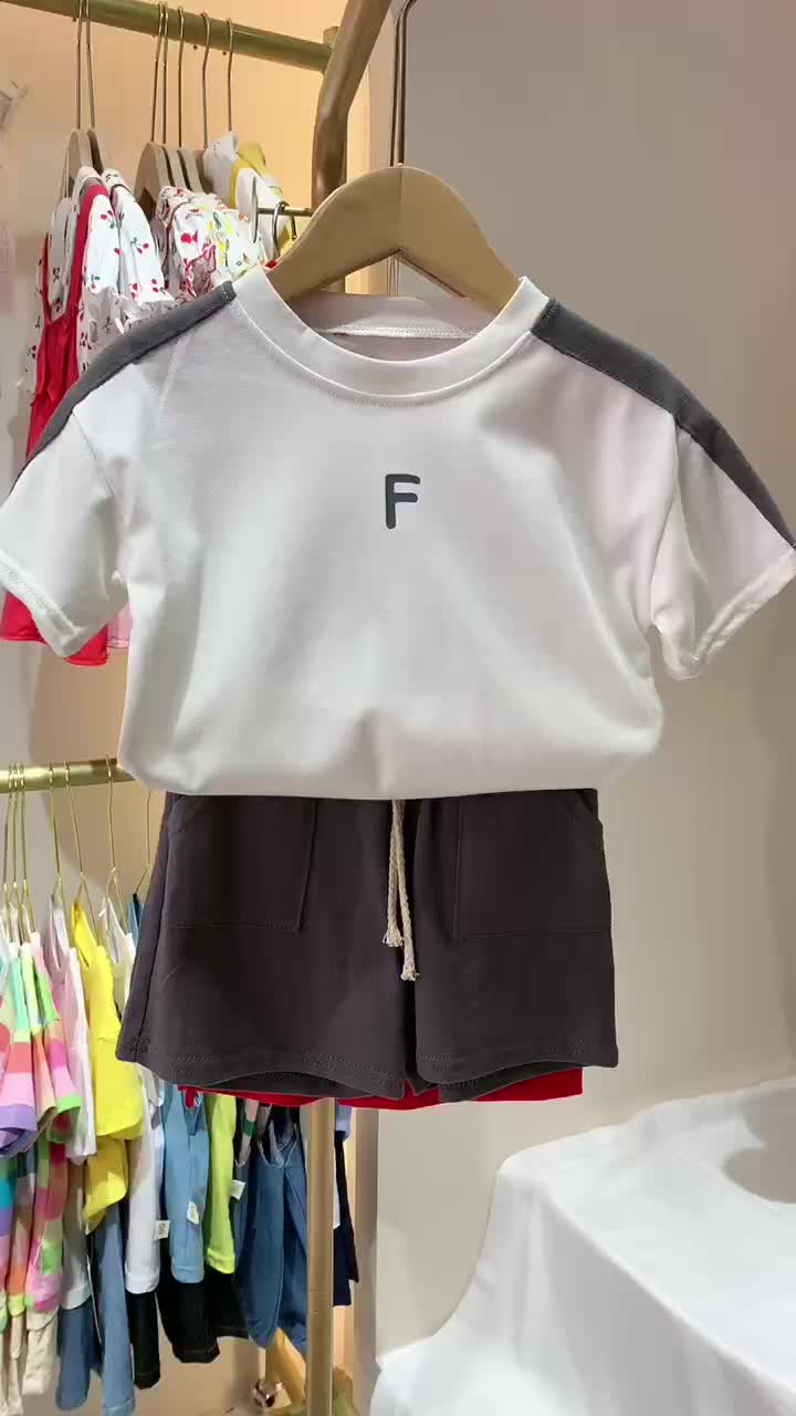 0-5 tahun pakaian setelan anak laki laki versi korea tampan pasang bayi laki laki lengan pendek kaos baju jas kapas anak perempuan gaya baru modis dua potong anak kecil