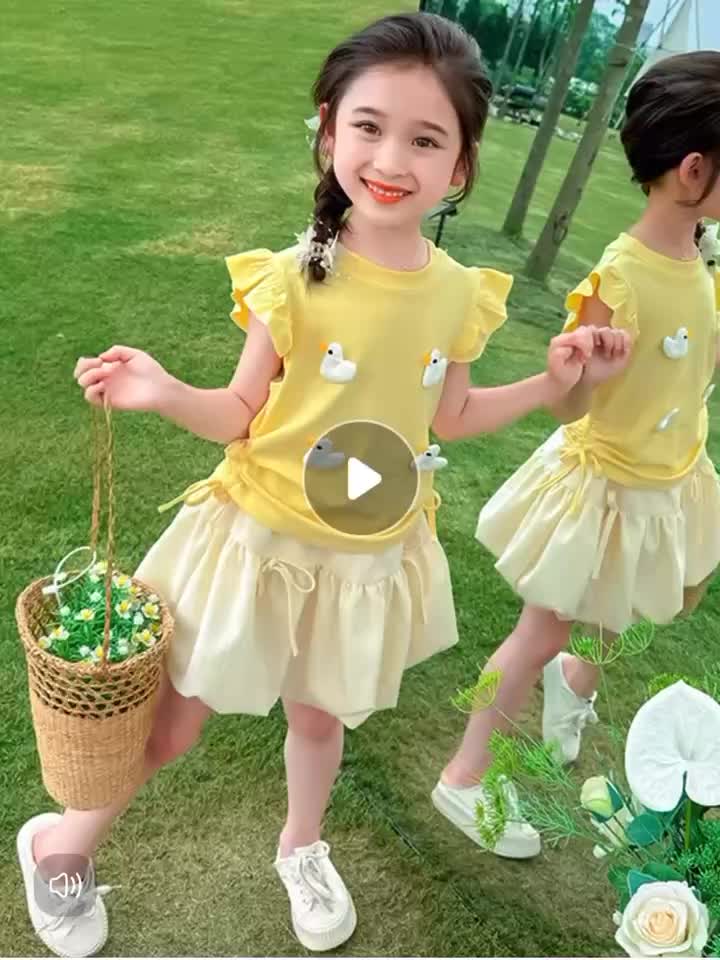 Import Setelan anak perempuan kuning set 3D doll lengan pendek +rok pendek korean style Baju Bear