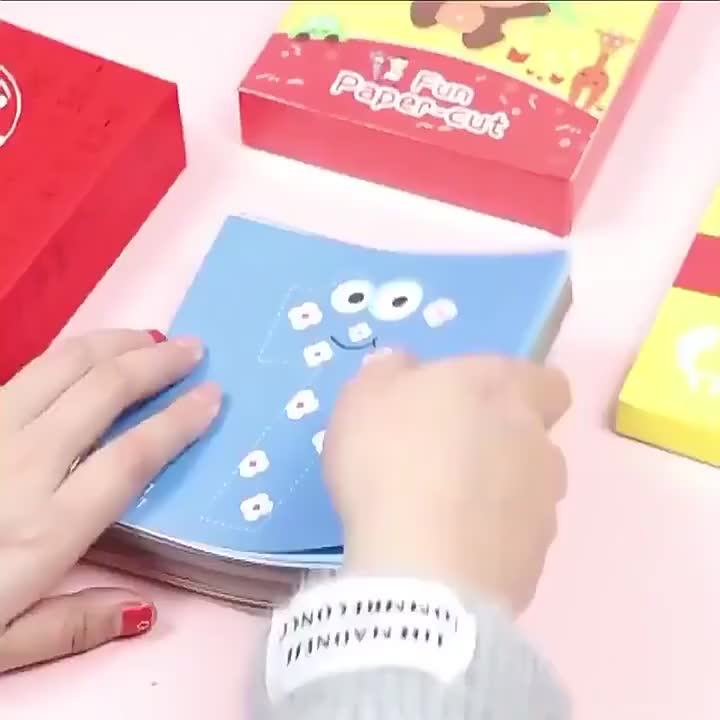 MAINAN MENGGUNTING Paper Cutting ACTIVITY KIT FREE BOX/ Set Pemotong Kertas yang Menyenangkan /  latihan menggunting/ Pelatihan konsentrasi Toys Anak Belajar Rumah