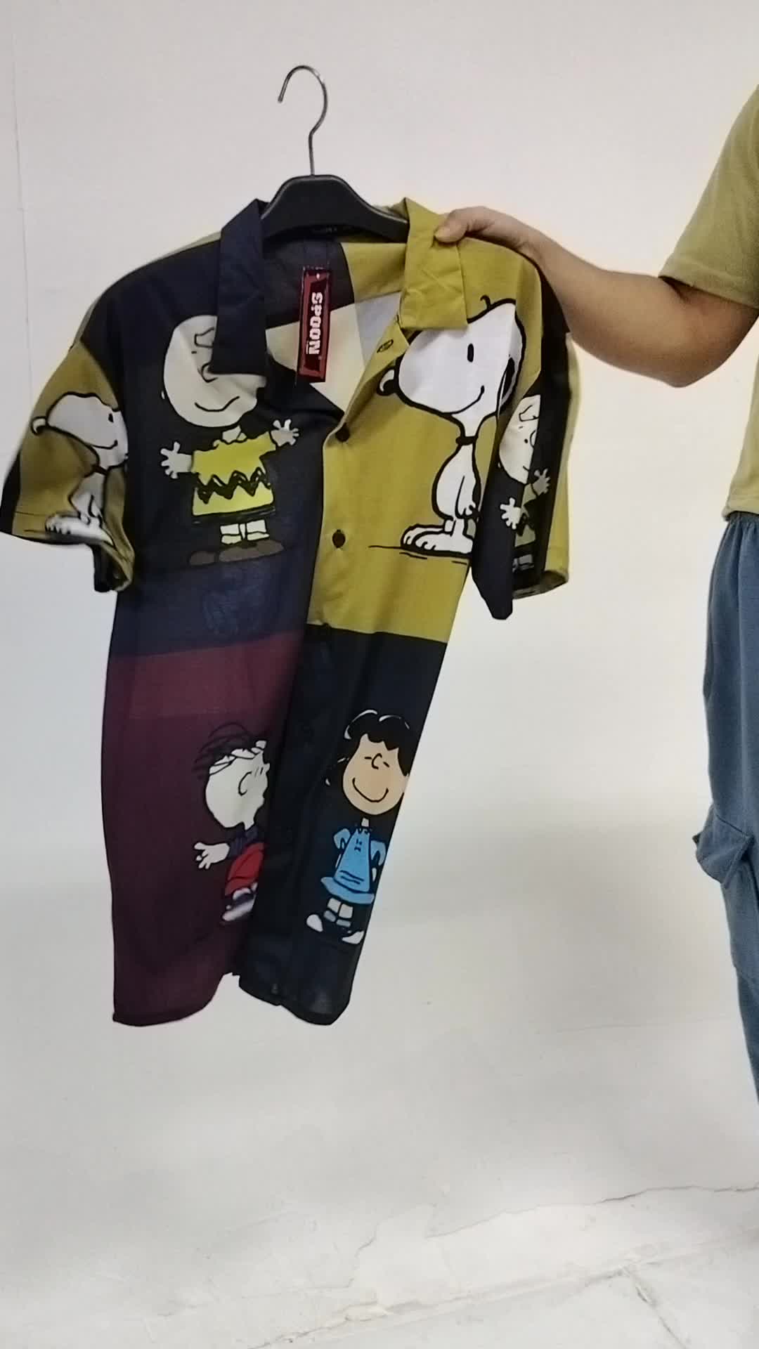 Kemeja Pria/Wanita Dewasa Lengan Pendek | SPOON | Motif - SNOOPY & FRIENDS