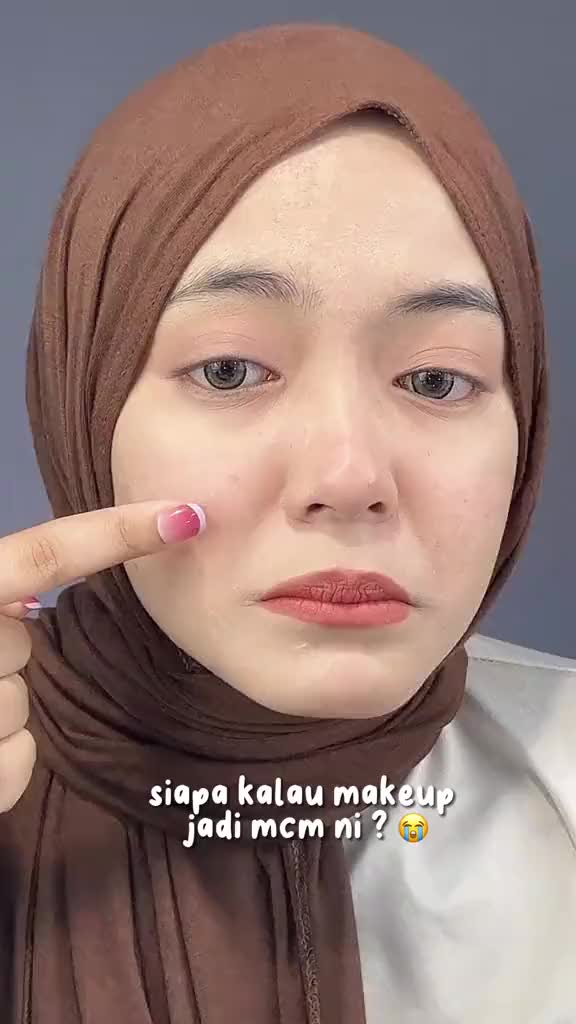 [BUY 1 TAKE 1] 20ml Primer Rias Wajah Pori-pori Tak Terlihat Primer Wajah Fokus Lembut Pengontrol Minyak Pelembab Tahan Lama Basis Rias Memperbaiki Kerutan Garis Kering Warna Kulit Meratakan Menutrisi Kulit Krim Pra-Rias Alas Rias Tidak Berminyak 19