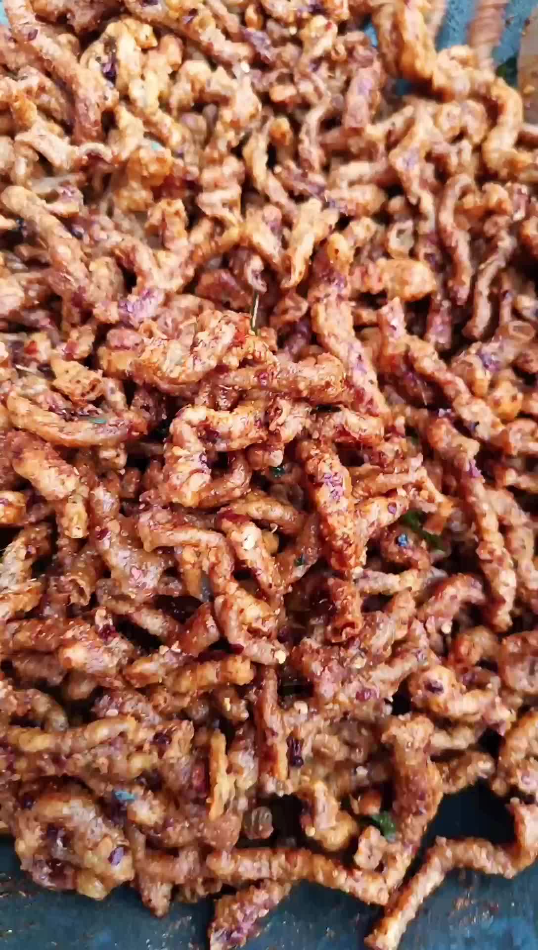 usus krispy rasa kari pedas daun jeruk 100 gram Food Snacks
