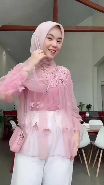 2 Pcs Mesh Top + Suspender Cutout Collar Flared Sleeves Lace Blus Atasan Wanita Oversize Outer Panjang Light Casual Baju Casual Baju Retro