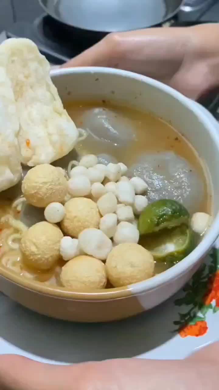 BASO ACI AYAM SUWIR JUMBO BASO ACI MERCON JUMBO EXTRA PEDAS BASO ACI AYAM SUWIR PEDAS HEMAT Food Seblak Makanan Instan Kuah Pedas