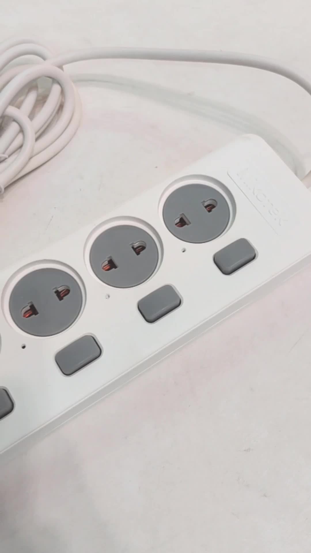Stop kontak + Switch Mikotek masing2 lubang ada saklar dan lampu indikator L3 / L4 / L5 kabel 3 Meter