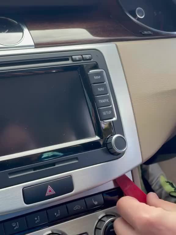 Monqiqi with kipas pendingin 7/9/10  Inch Android 12 Navigasi Head Unit    4GB+32GB  ROM Bluetooth WiFi   dengan Layar IPS 2.5D Android 9 inch Mobil Stereo Radio Car Multimedia MP5 GPS WIFI Youtube EQ Carplay Mirrolink Kabel Kamera
