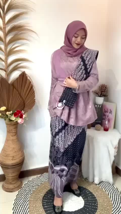 NAYANIKA BATIK (BISA COD) Setelan Kebaya Tiffany Batik Mauve Ready 4 Warna - Terbaru - Kebaya Wanita Modern Kondangan - Setelan Wisuda Wanita  - OOTD Pesta - Outfit Seragaman Brokat Tile Bordir Mutiara Terlaris