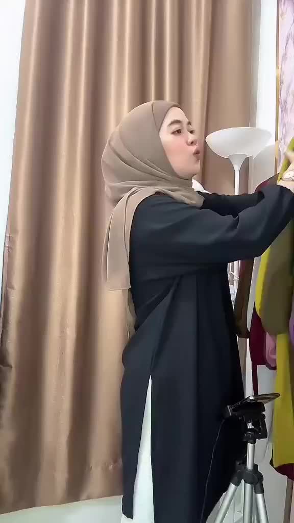 Allutfa Collection Atasan Tunik Wanita Crinkle Airflow Busui & Kancing 2025 Lengan 7/8 Dewasa Muslim Tunik Blouse Bahan Crinkle Airflow Ukuran PB 95 cm LD 118 cm Muat BB 45-85 kg