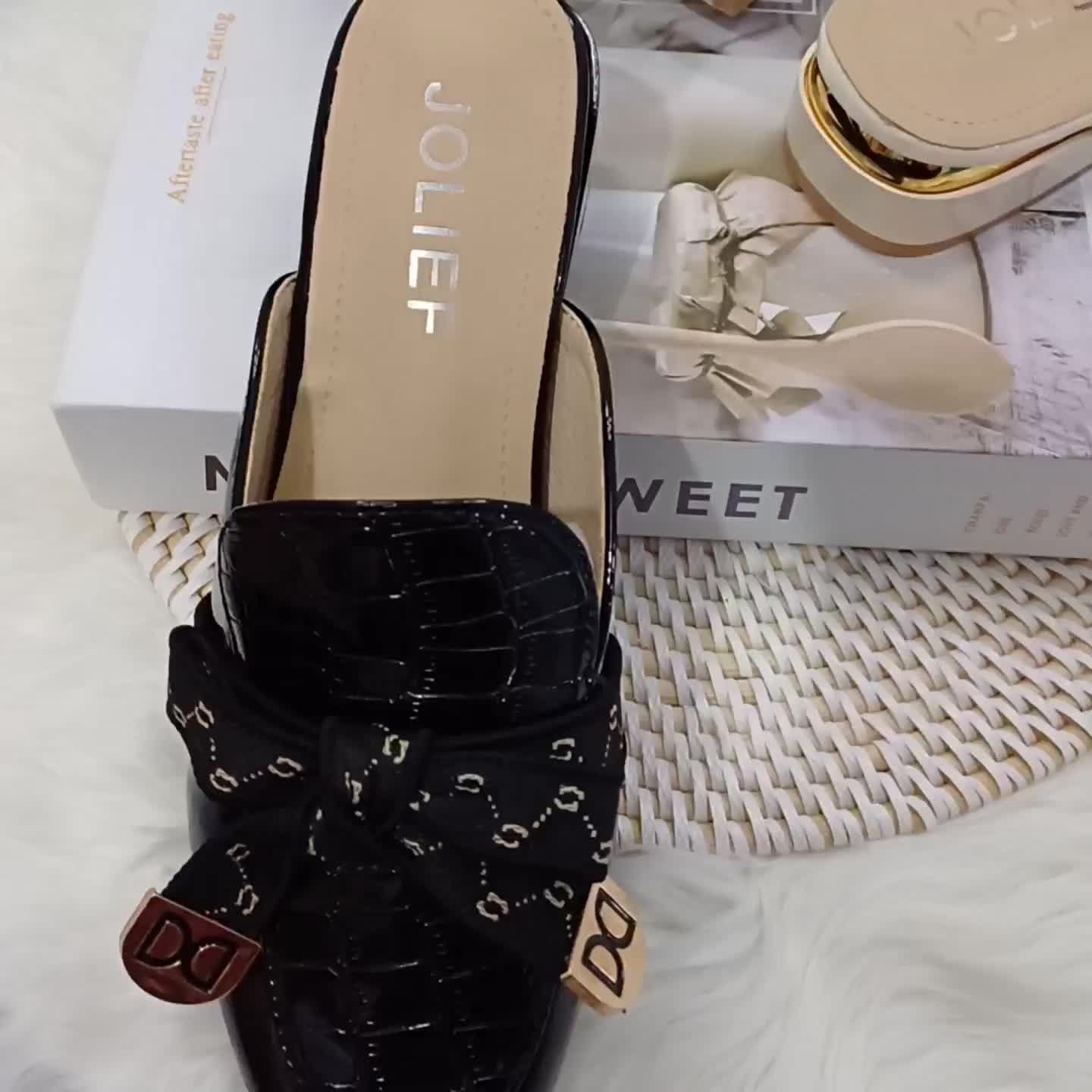 Sandal Mule Import Wanita Jolief Kekinian 913-1 - Ukuran 36-40