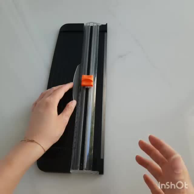 Alat Potong Kertas Paper Cutter A4 Pemotong Kertas Portable Free Refill Pisau ATK3003
