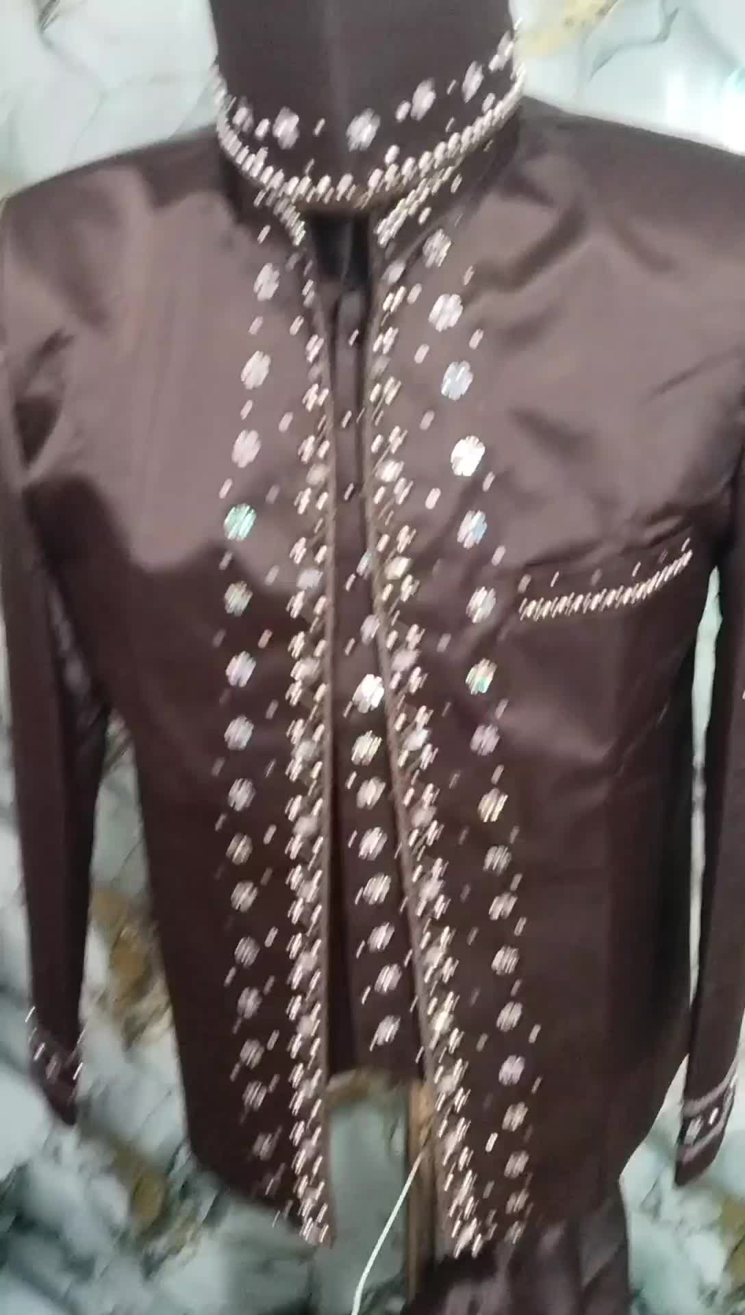 beskap pengantin, model asraf prabu, berbahan satin, ukuran L, xl, warna coklat maha gony, stellan, celana, romppi, beskap, kopeah, berpayet, mata-mata, mute-mute, mutiara,