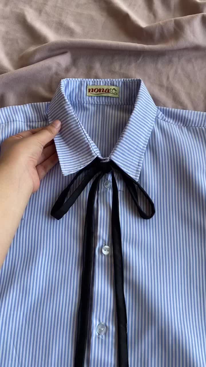 KEMEJA LALUNA crop kemeja korea kekinian kemeja lengan panjang terbaru kemeja salur salur Katun Nyaman Lembut atasan wanita kekinian korean style outfit croptop lengan panjang Motif Garis