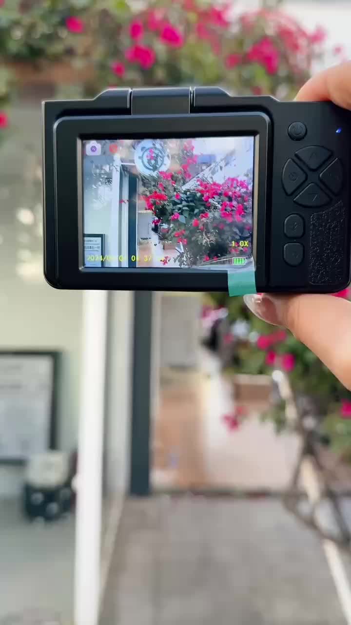 TEEKA H13 48/64MP Digital Kamera Pocket 180° Flip Screen Kamera Video 1080P 16X Digital Zoom Dengan Dukungan Selfie untuk Camera 【Dengan Kartu 64GB】