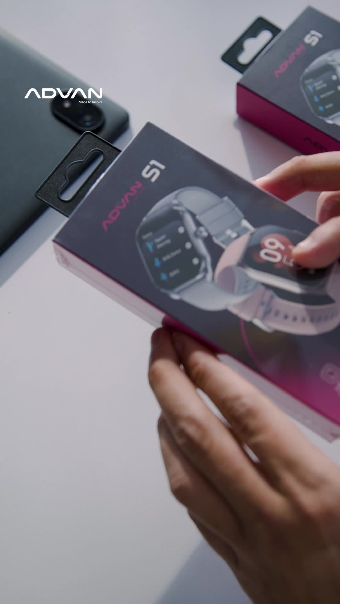 [Exclusive Putra Siregar] ADVAN Smartwatch S1 AI Voice Assistant IPS Display 2.01" Touchscreen Waterproof IP68 Bluetooth Call Health Monitoring Jam Tangan Pintar Smartwatch Murah
