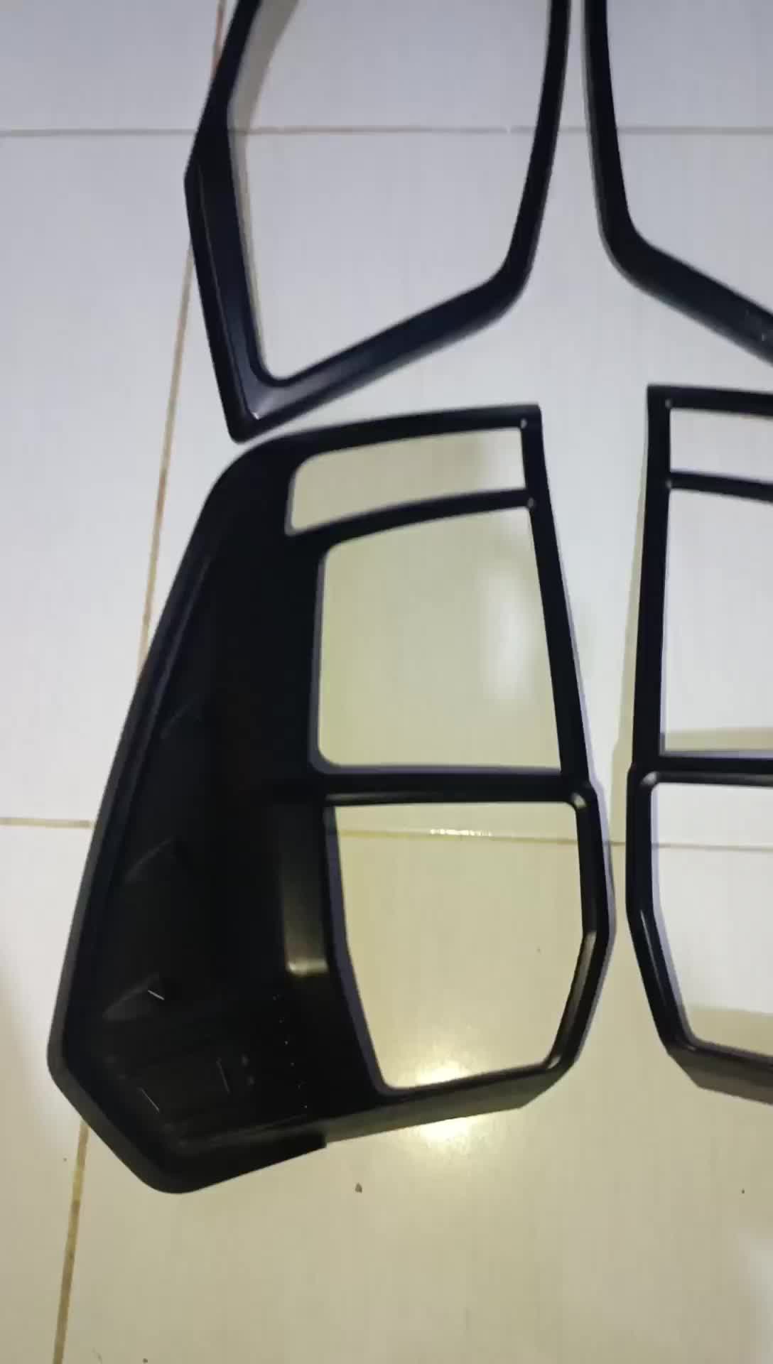 Paket Garnish Lampu Depan Belakang Calya Sigra 2019-2024 up Hitam Doff, Chrome