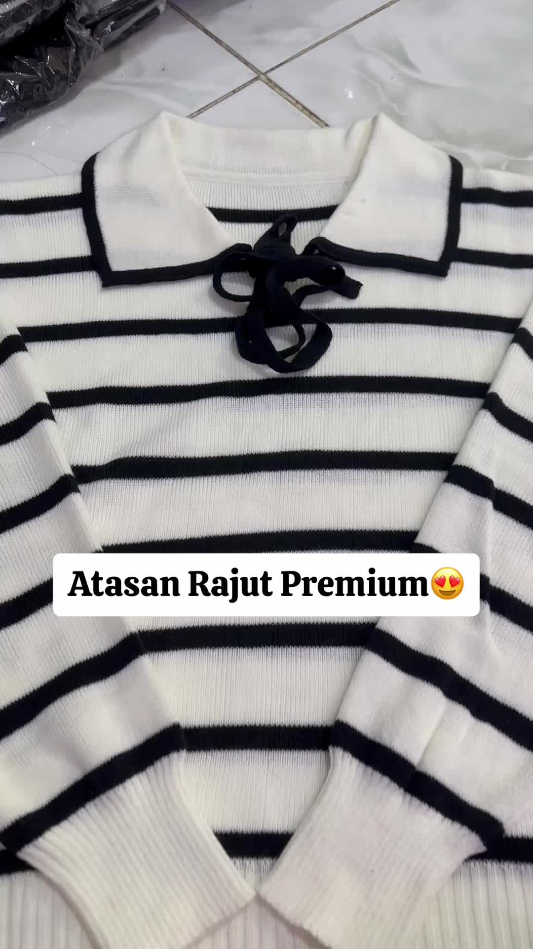 Eily Atasan Wanita Rajut Korea Motif Garis Kerah Lengan panjang Baju Knitwear