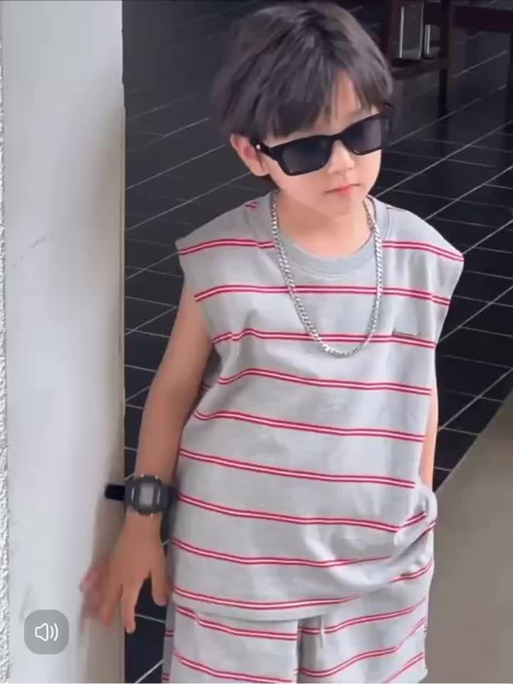 Setelan Anak Laki-laki Lengan Pendek Garis-Garis+ Celana Pendek Korean Style Fashion set