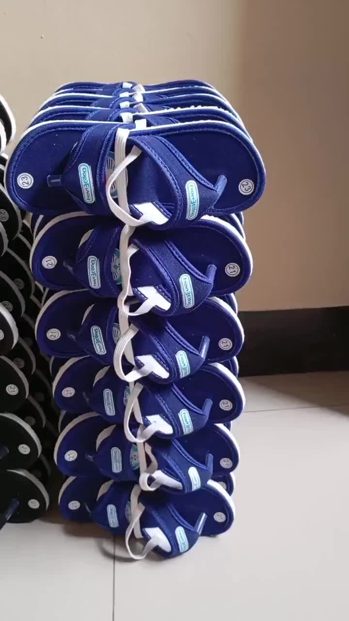 SANDAL JEPIT BEBY DORAEMON TERBARU sendal-anak-bunyi-cit-cit-model-terbaru Fashion anak laki-laki dan perempuan
