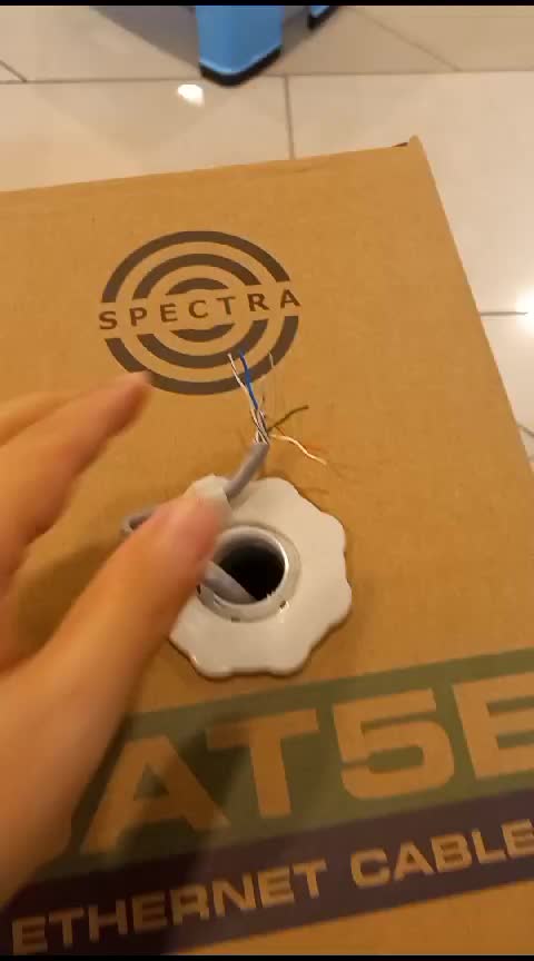 Kabel Lan UTP Cat5E Cat 5E Ethernet Internet 1 roll 305 M Abu Abu Spectra Interluc