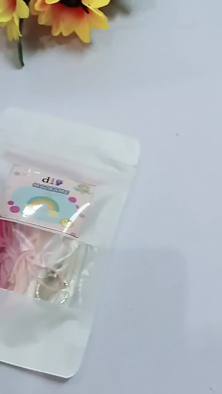 Mainan Edukasi Anak Macrame DIY Kit Anak & Dewasa Gantungan Kunci Handmade Aktivitas Kreatif Montessori by GHEduPlay Hadiah Hampers Kerajinan Kartu Tulis Lem