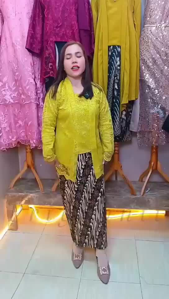 Setelan Kebaya Brukat Modern / Set Kebaya Kutubaru Lengan Panjang Baju Kondangan Dan Wisuda Atasan Pesta Dewasa