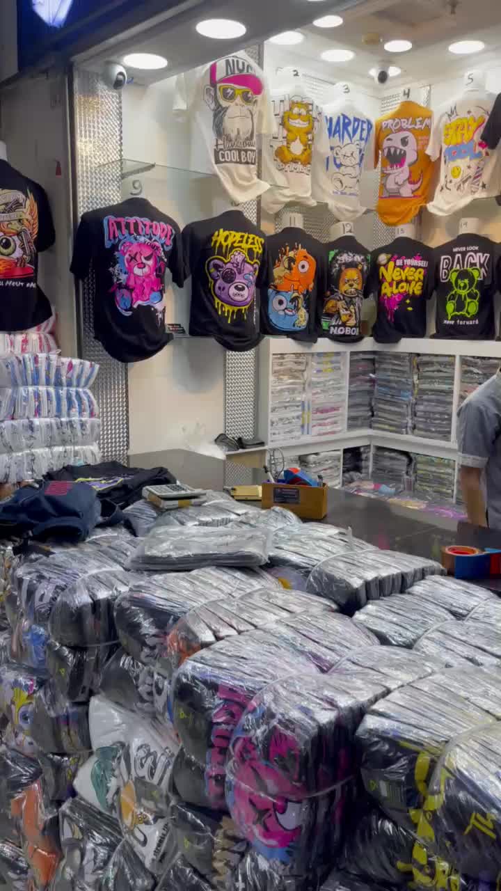 ART KAOS Distro TERBARU / Kaos T-shirt Distro / Baju Kaos PRIA WANITA / Kaos Desain Terbaru / Kaos Distro Cotton Combed 30s / Kaos Bandung / Kaos Keren / Kaos Graffity