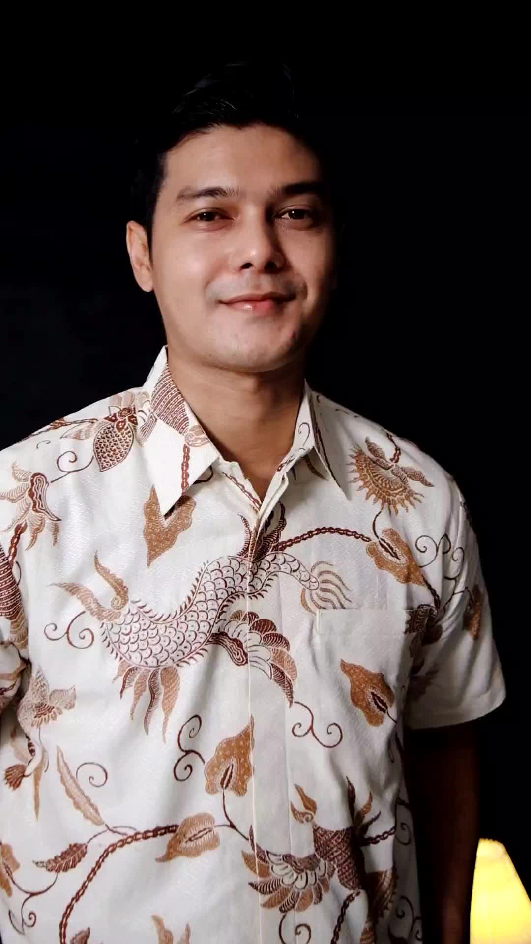 kemeja batik tulis pria bahan DOBBY premium lengan pendek dalam lapis furing alka09 batik putih Kombinasi Mewah Lembut