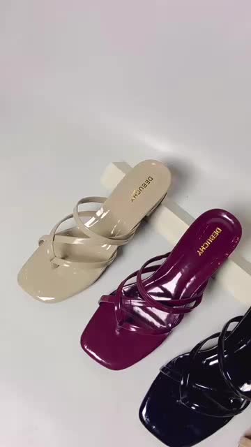 Sendal wanita hak tahu 3cm jepit jempol simpel Sandal