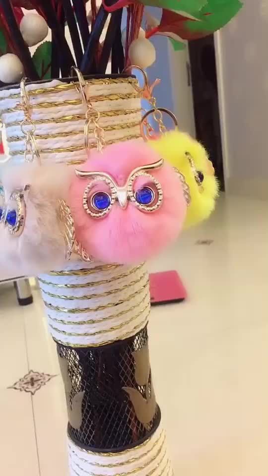 HUMAIRA Pompom Bulu Gantungan Tas Lucu - CC014