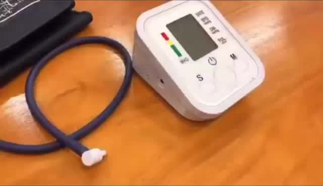 Tensimeter Digital Alat Pengukur Tekanan Tensi Darah Blood Pressure Otomatis Dengan Monitor Lcd Display