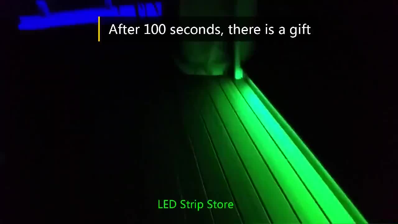 Strip Lampu RGB Tahan Air dengan Fungsi Pengubahan Warna 10/15/25/30M Dapat Dipotong Kontrol Jarak Jauh dengan Ponsel 220V 5050 Bisa Digunakan di Dalam dan Luar Ruangan