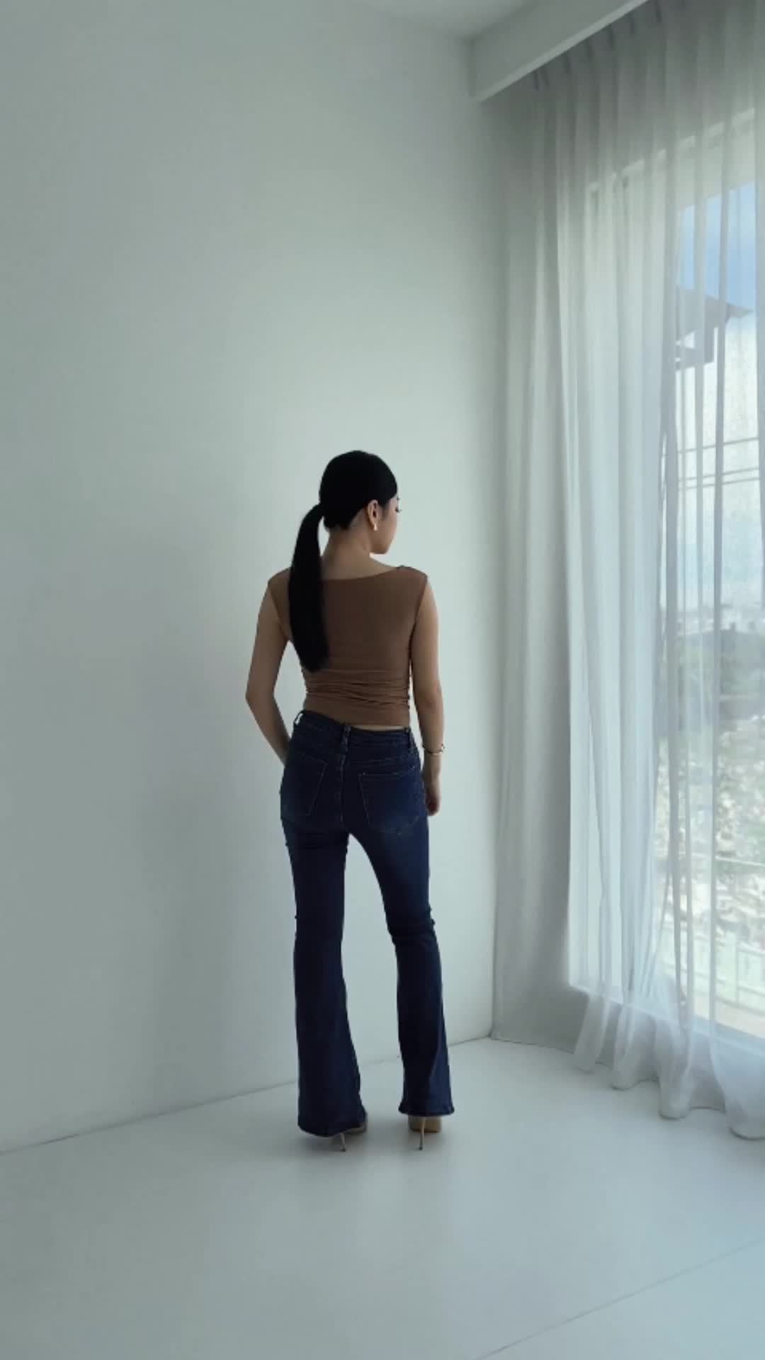 NZINGA Chija | Top Wanita Polos Slim Fit - Baju Tanpa Lengan Leher Perahu Stylish | Ukuran S - XXL