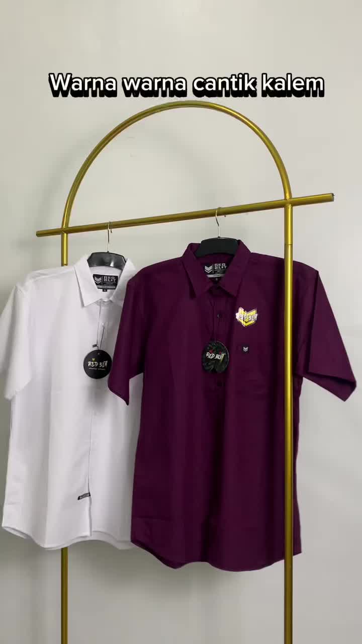 REDBLIT Kemeja Sigaret lengan pendek tersedia size L dan XL
