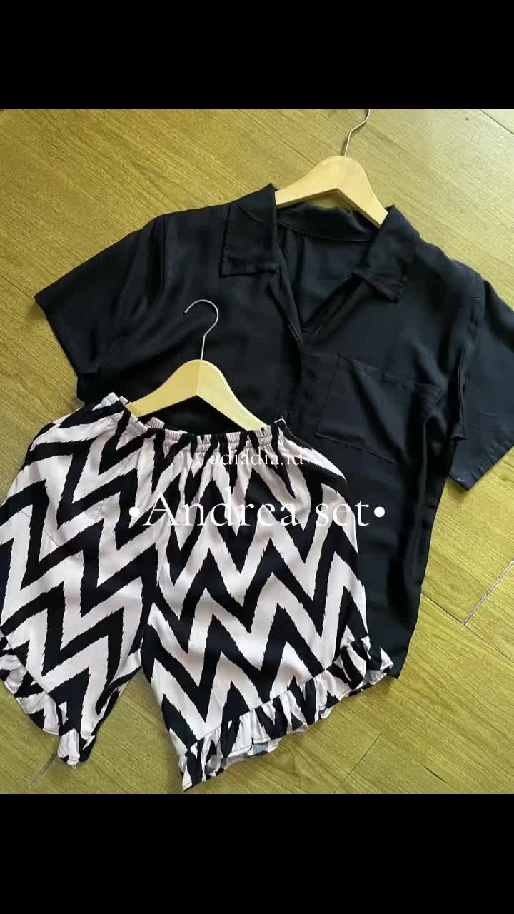 Andrea Set / Oneset Celana Pendek / Piyama Celpen / Piyama Lucu / Set Kekinian / Set Rayon / Piyama Kancing Hotpants / Setelan Baju Wanita