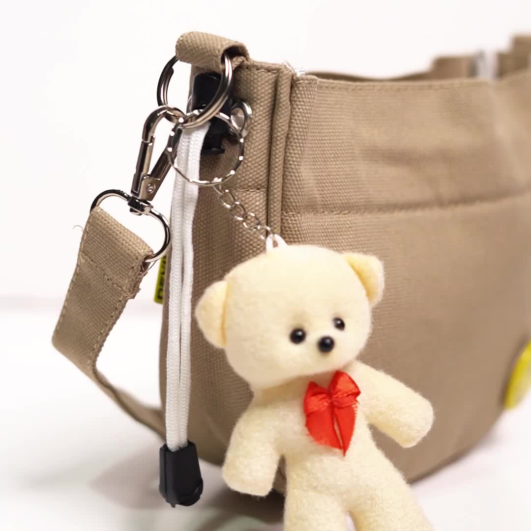 Tas Selempang Wanita Canvas Bearcat Small Hitam - Devivor - Kanvas tas  gantungan boneka canvas  bag cute bag