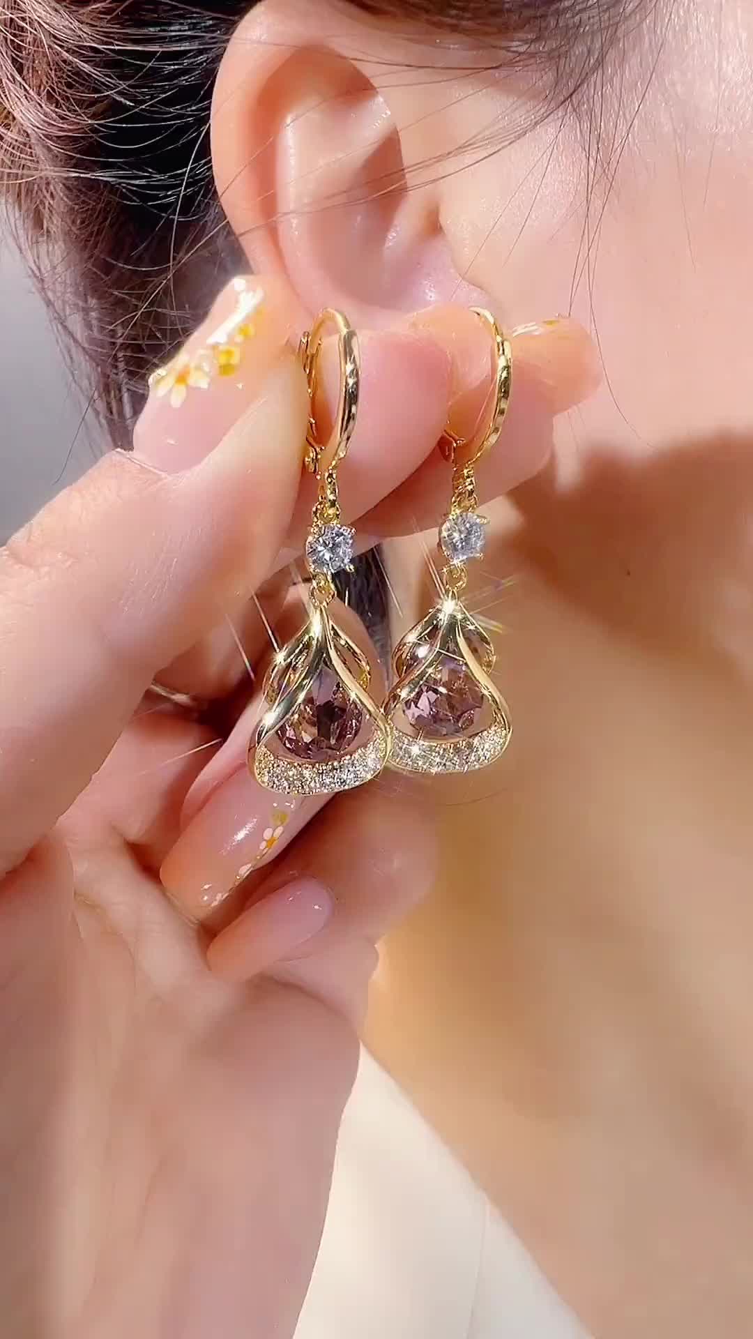 (Bebas beli 2 dapat bonus)A148 COD Anting ungu juntai titanium wanita Korea Anti karat anti luntur
